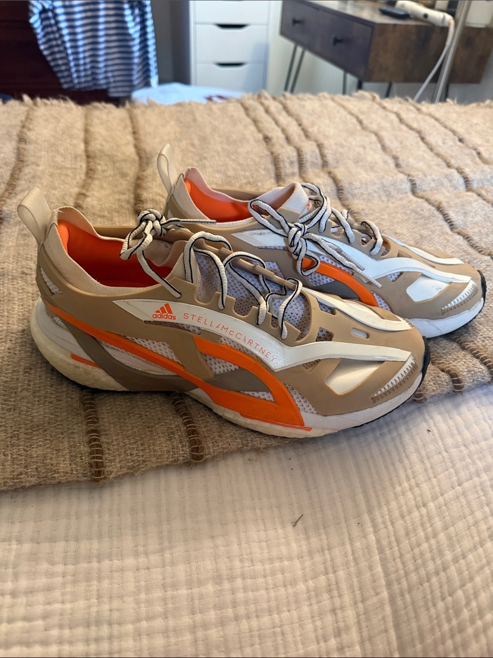 Stella McCartney x adidas Wmns SolarGlide 'Ash Pearl Signal Orange'